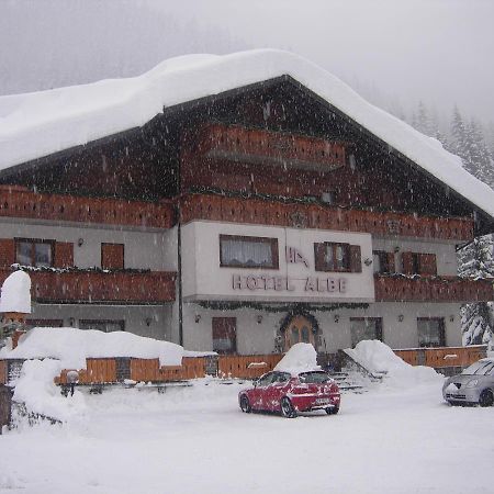 Hotel Albe Rocca Pietore Exteriör bild