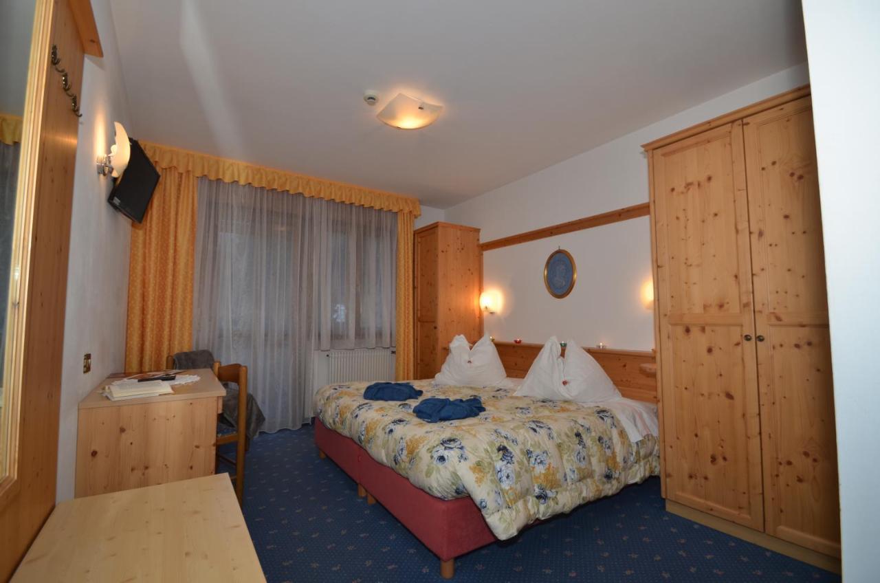 Hotel Albe Rocca Pietore Exteriör bild